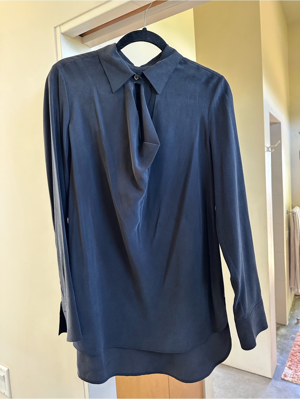 Vince silk top